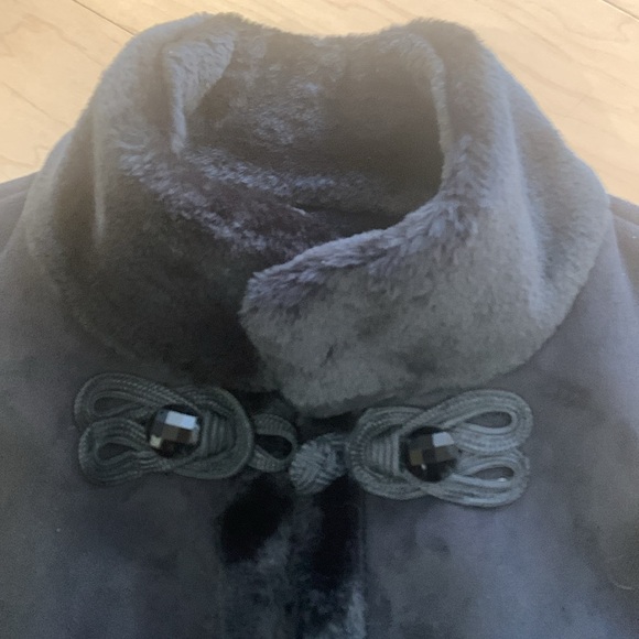 Cold Water Creek black fur trim vest Large 14-16 - Picture 5 of 5